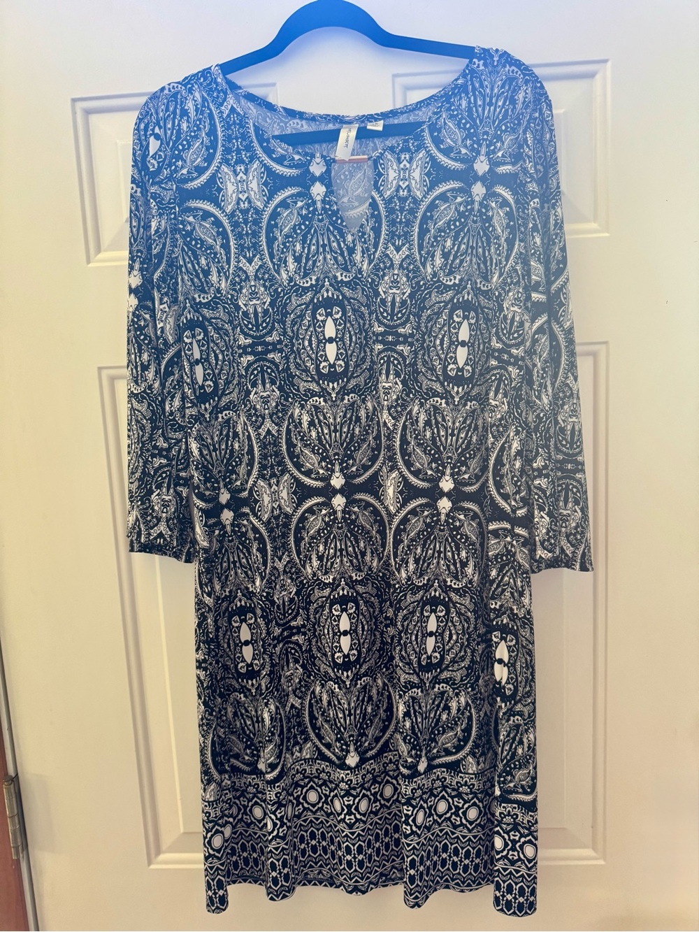 Tacera Black and White Printed Long Sleeve Shift Dress
